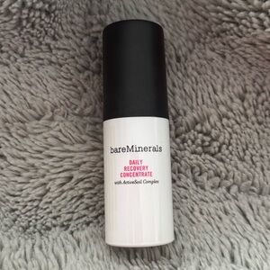 bareMinerals- Daily Recovery Concentrate